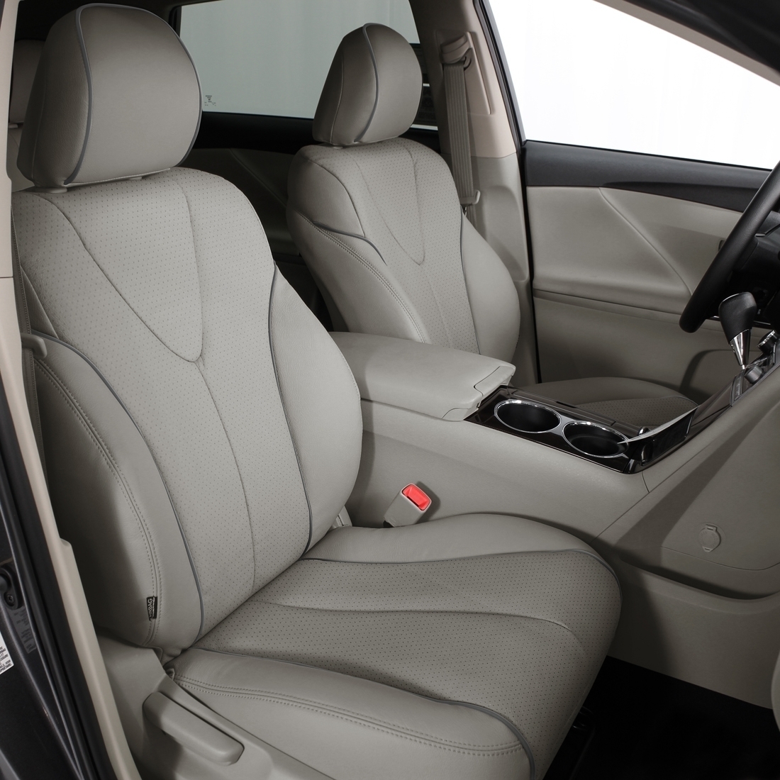 DOVE GREY wrap, ASH Wings, Perf Body, DOVE GREY double stitching