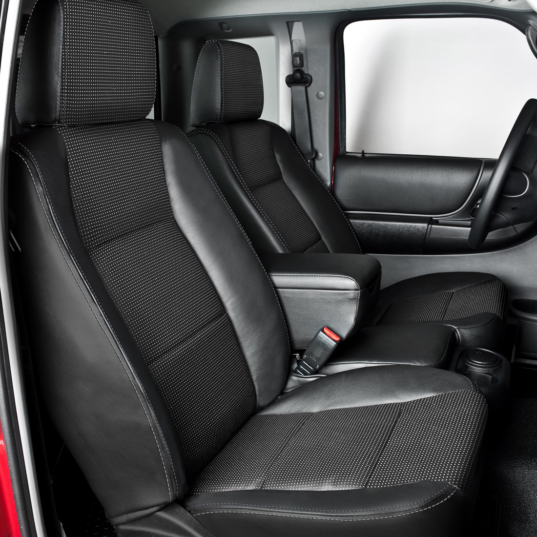 BLACK wrap, BCDA FLINT Insert, Perf Centers, SILVER double stitching